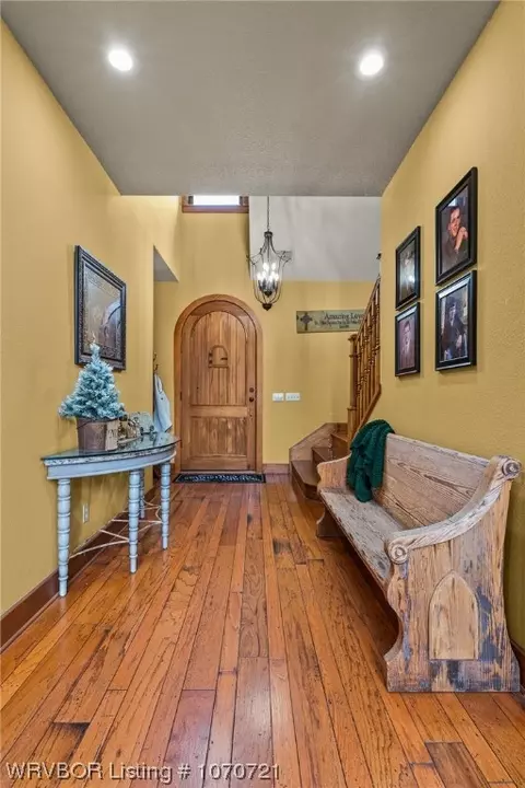 Entry Way - 11014 Howard Hill Rd, Fort Smith, AR 72916 photo 1 of 2