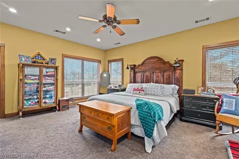 Bedroom - 11014 Howard Hill Rd, Fort Smith, AR 72916 photo 3 of 6