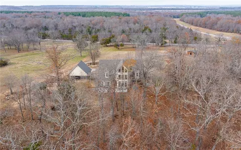 View/Area - 11014 Howard Hill Rd, Fort Smith, AR 72916 photo 5 of 9
