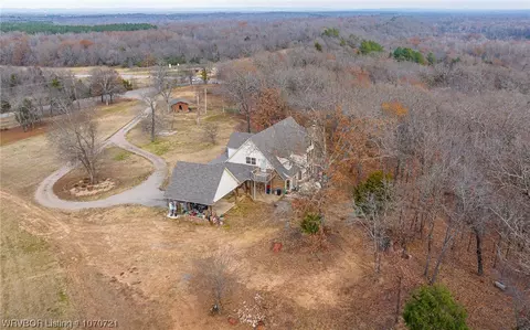 View/Area - 11014 Howard Hill Rd, Fort Smith, AR 72916 photo 2 of 9