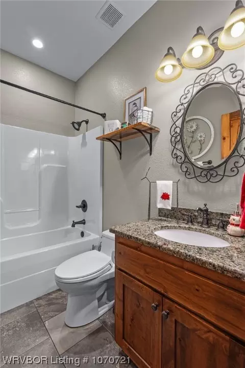 Bath - 11014 Howard Hill Rd, Fort Smith, AR 72916 photo 4 of 4