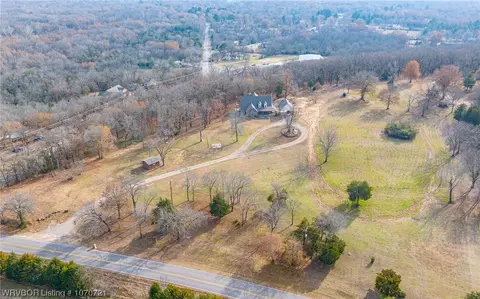 View/Area - 11014 Howard Hill Rd, Fort Smith, AR 72916 photo 7 of 9