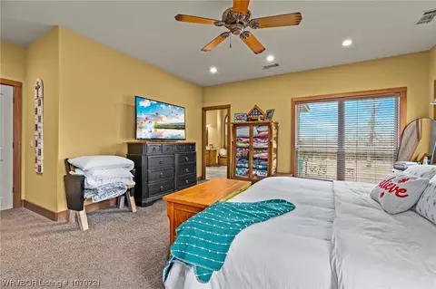 Bedroom - 11014 Howard Hill Rd, Fort Smith, AR 72916 photo 2 of 6