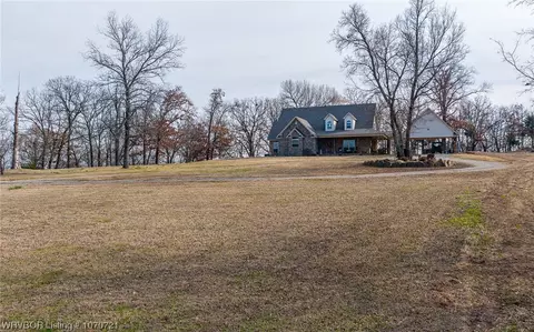 Exterior - 11014 Howard Hill Rd, Fort Smith, AR 72916 photo 11 of 12