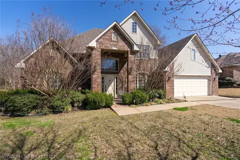 9413 Carrington Ct, Fort Smith, AR 72903