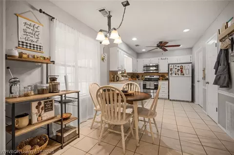 1104 J Cir, Barling, AR 72923 photo 8
