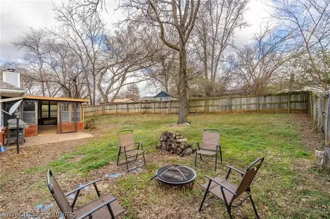 1104 J Cir, Barling, AR 72923 photo 25