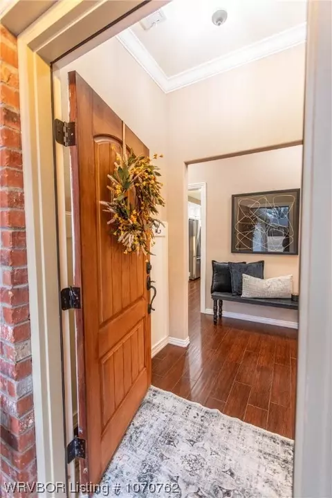 Entry Way - 6223 Gordon Ln, Fort Smith, AR 72903 photo 1 of 2
