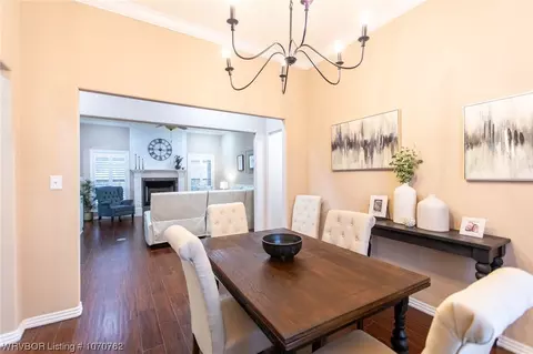 Dining - 6223 Gordon Ln, Fort Smith, AR 72903 photo 7 of 7