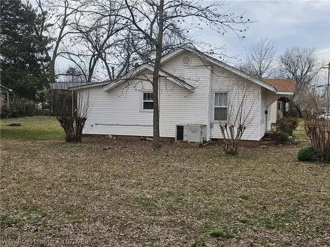 Exterior - 508 E Main St, Paris, AR 72855 photo 4 of 4