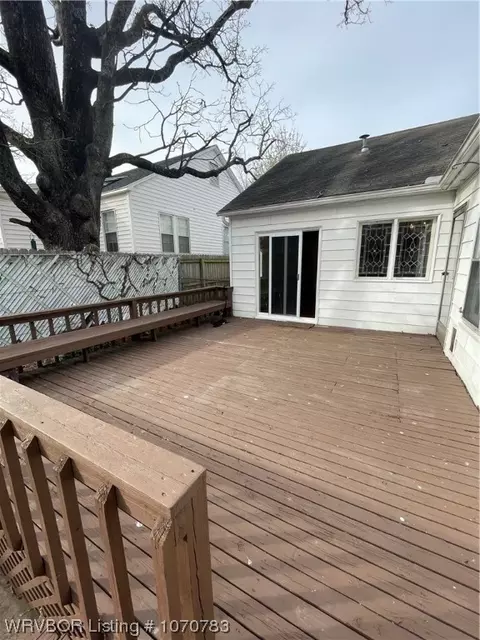 Exterior - 2408 S P St, Fort Smith, AR 72901 photo 6 of 7