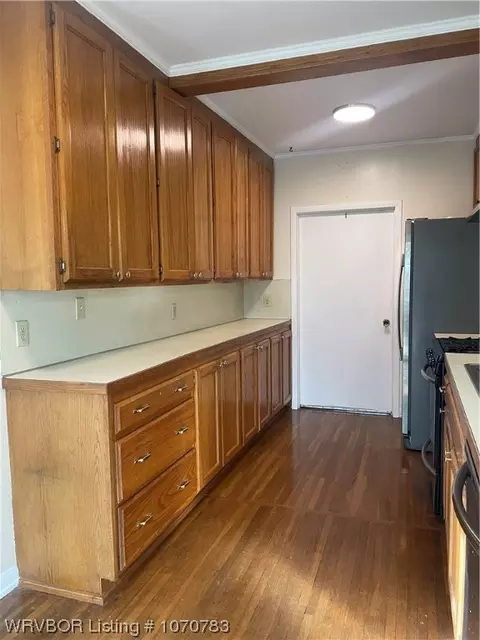 Kitchen - 2408 S P St, Fort Smith, AR 72901 photo 3 of 4