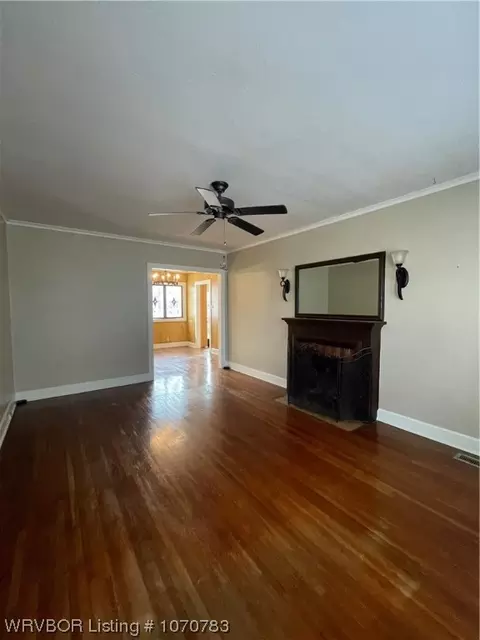 Living - 2408 S P St, Fort Smith, AR 72901 photo 3 of 6