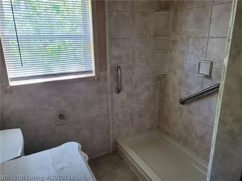 Bath - 1209 N 41st St, Fort Smith, AR 72904 photo 2 of 4