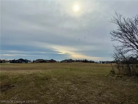 Tract 3 E 1112 Road, Muldrow, OK 74948