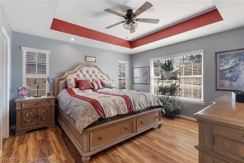 Bedroom - 5201 Twin Hills Dr, Fort Smith, AR 72916 photo 1 of 8