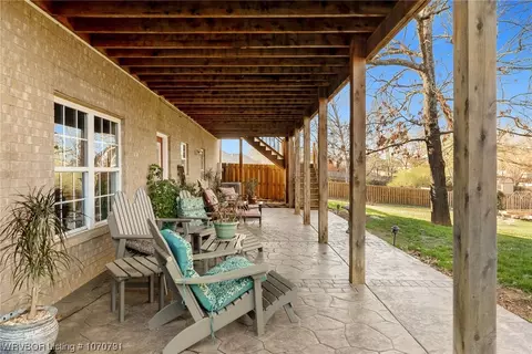 Exterior - 5201 Twin Hills Dr, Fort Smith, AR 72916 photo 3 of 10
