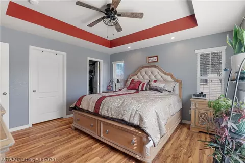 Bedroom - 5201 Twin Hills Dr, Fort Smith, AR 72916 photo 2 of 8