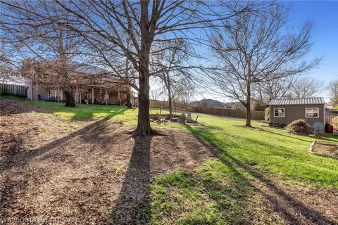 Exterior - 5201 Twin Hills Dr, Fort Smith, AR 72916 photo 10 of 10