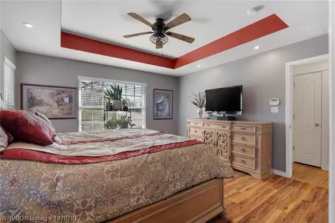 Bedroom - 5201 Twin Hills Dr, Fort Smith, AR 72916 photo 3 of 8