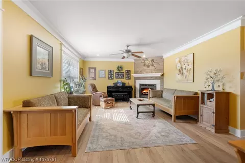 Living - 5201 Twin Hills Dr, Fort Smith, AR 72916 photo 1 of 8