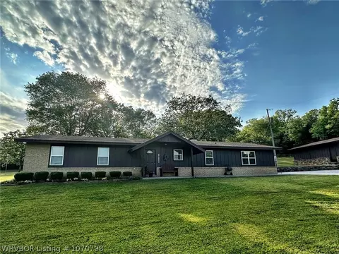 471956 E 1023 Rd, Muldrow, OK 74948