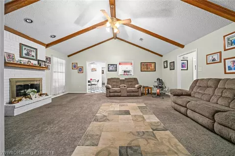 Living - 2805 River Ridge Cir, Fort Smith, AR 72903 photo 4 of 6