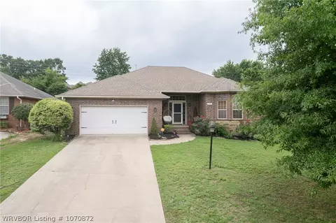 2135 Parkridge Dr, Van Buren, AR 72956