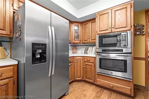 Kitchen - 3012 S 105th St, Fort Smith, AR 72903 photo 2 of 6
