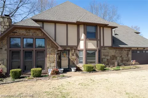 3012 S 105th St, Fort Smith, AR 72903