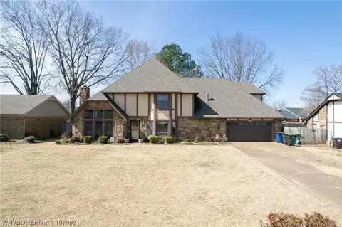 Exterior - 3012 S 105th St, Fort Smith, AR 72903 photo 2 of 11