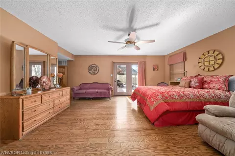 Bedroom - 3012 S 105th St, Fort Smith, AR 72903 photo 2 of 5