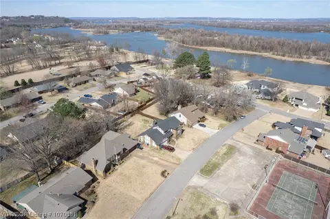 View/Area - 3012 S 105th St, Fort Smith, AR 72903 photo 1 of 4