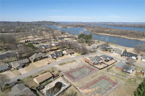 View/Area - 3012 S 105th St, Fort Smith, AR 72903 photo 3 of 4
