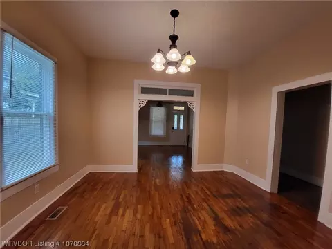 Entry Way - 811 S 18th St, Fort Smith, AR 72901 photo 1 of 2