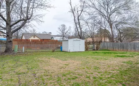 Exterior - 9111 Timberlyn Way, Fort Smith, AR 72903 photo 10 of 15