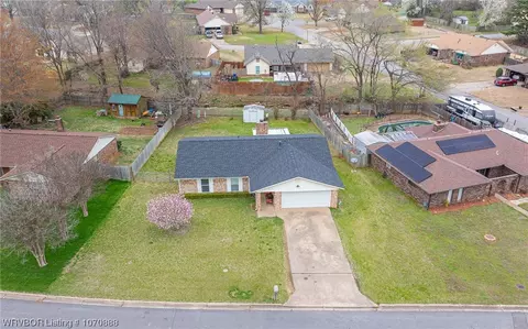 Exterior - 9111 Timberlyn Way, Fort Smith, AR 72903 photo 14 of 15