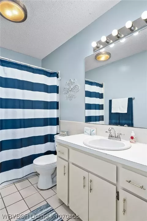 Bath - 9111 Timberlyn Way, Fort Smith, AR 72903 photo 3 of 3