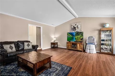 Living - 9111 Timberlyn Way, Fort Smith, AR 72903 photo 4 of 4