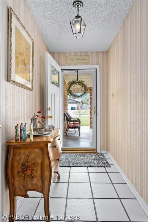 Entry Way - 9111 Timberlyn Way, Fort Smith, AR 72903 photo 1 of 1