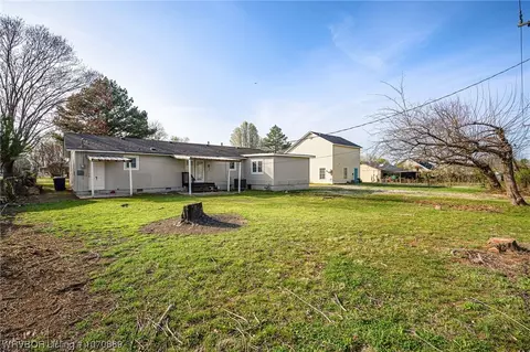 Exterior - 1906 N 35th St, Fort Smith, AR 72904 photo 3 of 3
