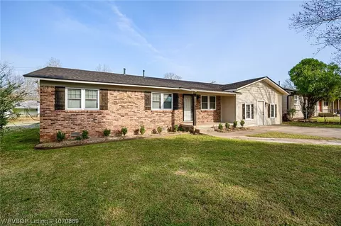 1906 N 35th St, Fort Smith, AR 72904
