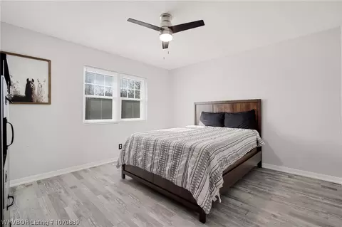 Bedroom - 1906 N 35th St, Fort Smith, AR 72904 photo 3 of 6