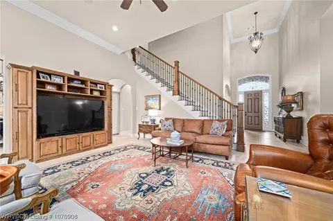 Living - 8215 Cleburne Ct, Fort Smith, AR 72903 photo 4 of 6