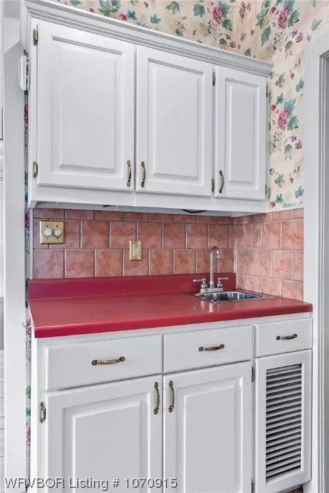 Kitchen - 2819 Kinkead Ave, Fort Smith, AR 72901 photo 5 of 5