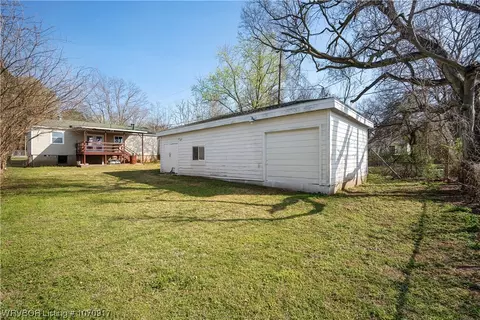 Exterior - 1125 N 44th St, Fort Smith, AR 72904 photo 10 of 10
