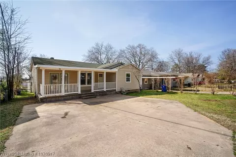Exterior - 1125 N 44th St, Fort Smith, AR 72904 photo 3 of 10