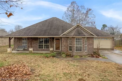 715 E Knoxville St, Greenwood, AR 72936