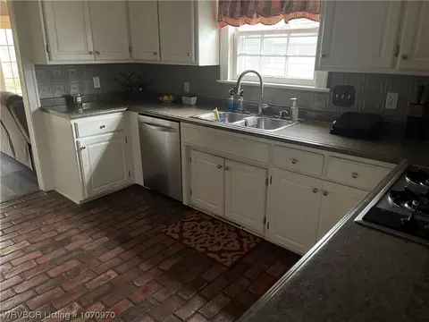 2300 W St, Fort Smith, AR 72901 photo 20