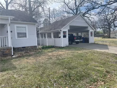 2300 W St, Fort Smith, AR 72901 photo 2